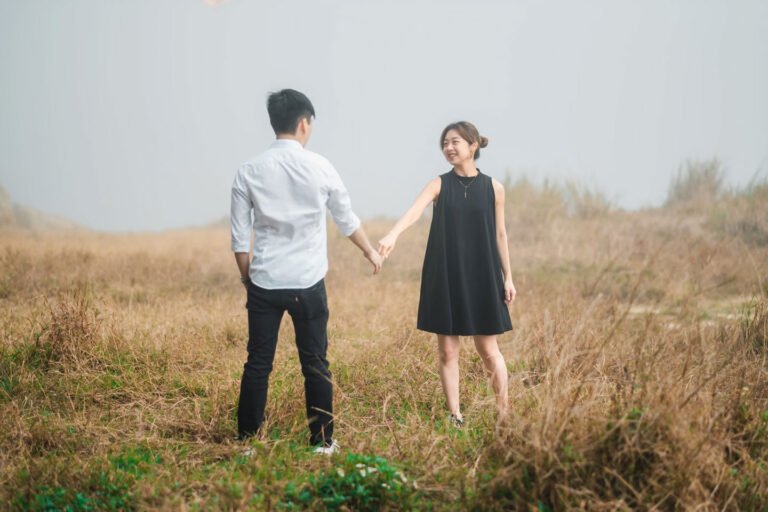 Wild grass romantic pre-wedding portrait, Lei Yue Mun Hong Kong couple photo set 2 of 3